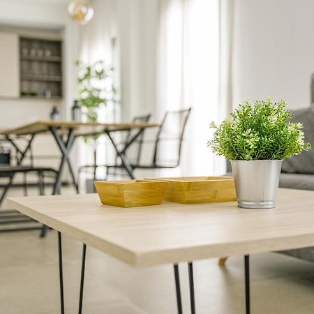 Moott Homes Suites Casa De Los Leones Apto 1 Almería Kültér fotó