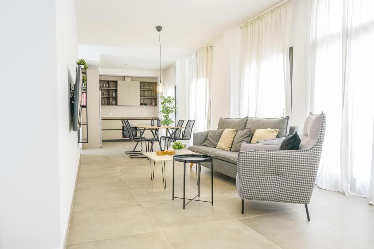 Moott Homes Suites Casa De Los Leones Apto 1 Almería Kültér fotó