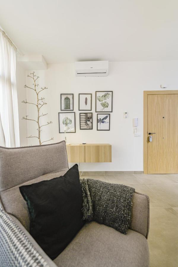 Moott Homes Suites Casa De Los Leones Apto 1 Almería Kültér fotó