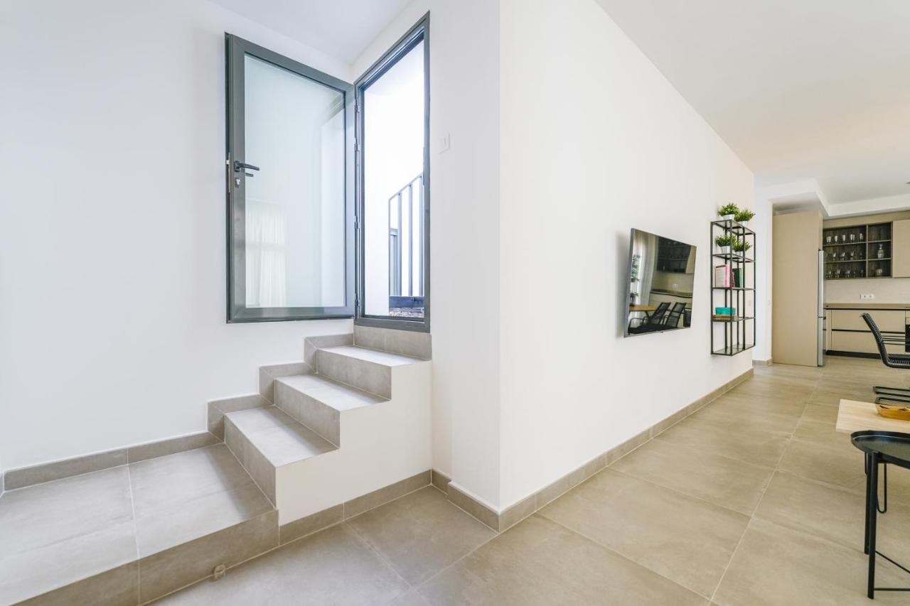 Moott Homes Suites Casa De Los Leones Apto 1 Almería Kültér fotó